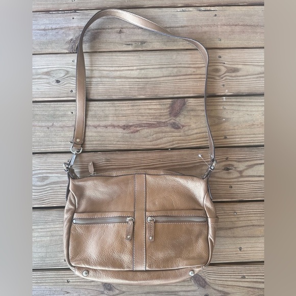 Tignanello women’s gold/bronze leather shoulderbag - Picture 1 of 8